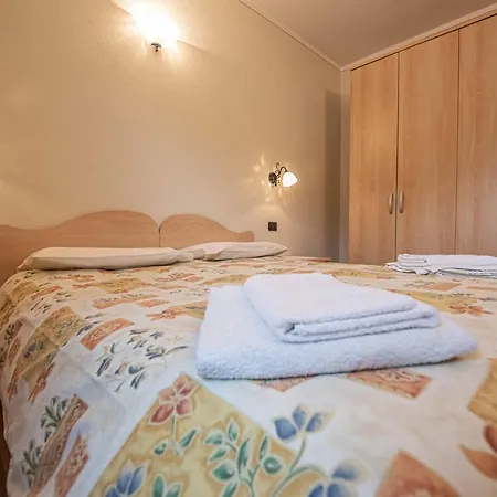 아파트 Family House Amalia Myholidaylivigno