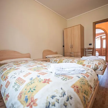 아파트 Family House Amalia Myholidaylivigno 리비뇨