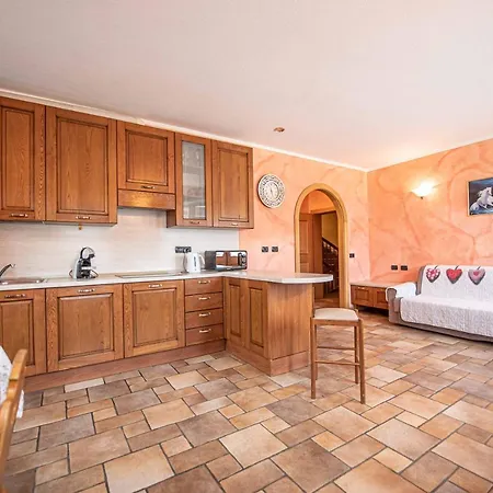 Family House Amalia Myholidaylivigno * 리비뇨