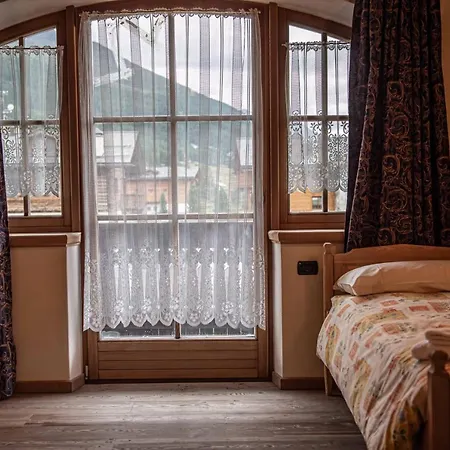 아파트 Family House Amalia Myholidaylivigno 리비뇨