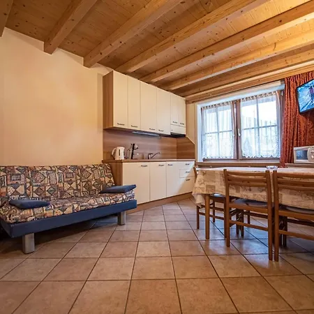 아파트 Family House Amalia Myholidaylivigno 리비뇨