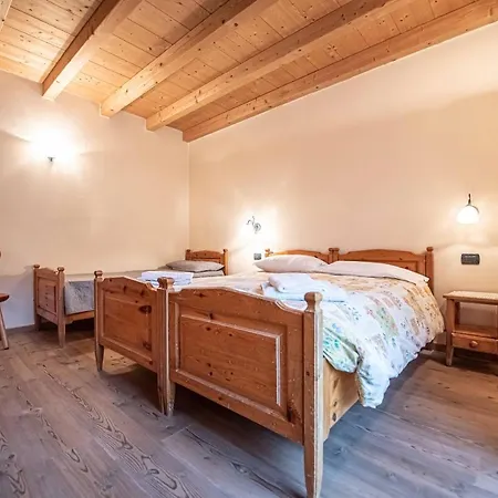 Family House Amalia Myholidaylivigno 리비뇨