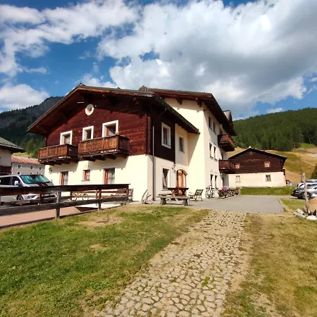 Family House Amalia Myholidaylivigno * 리비뇨