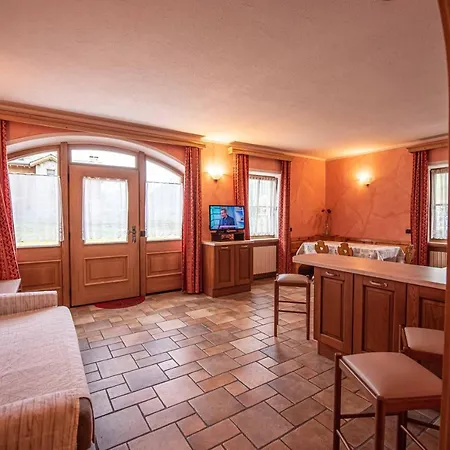 Family House Amalia Myholidaylivigno Apartman